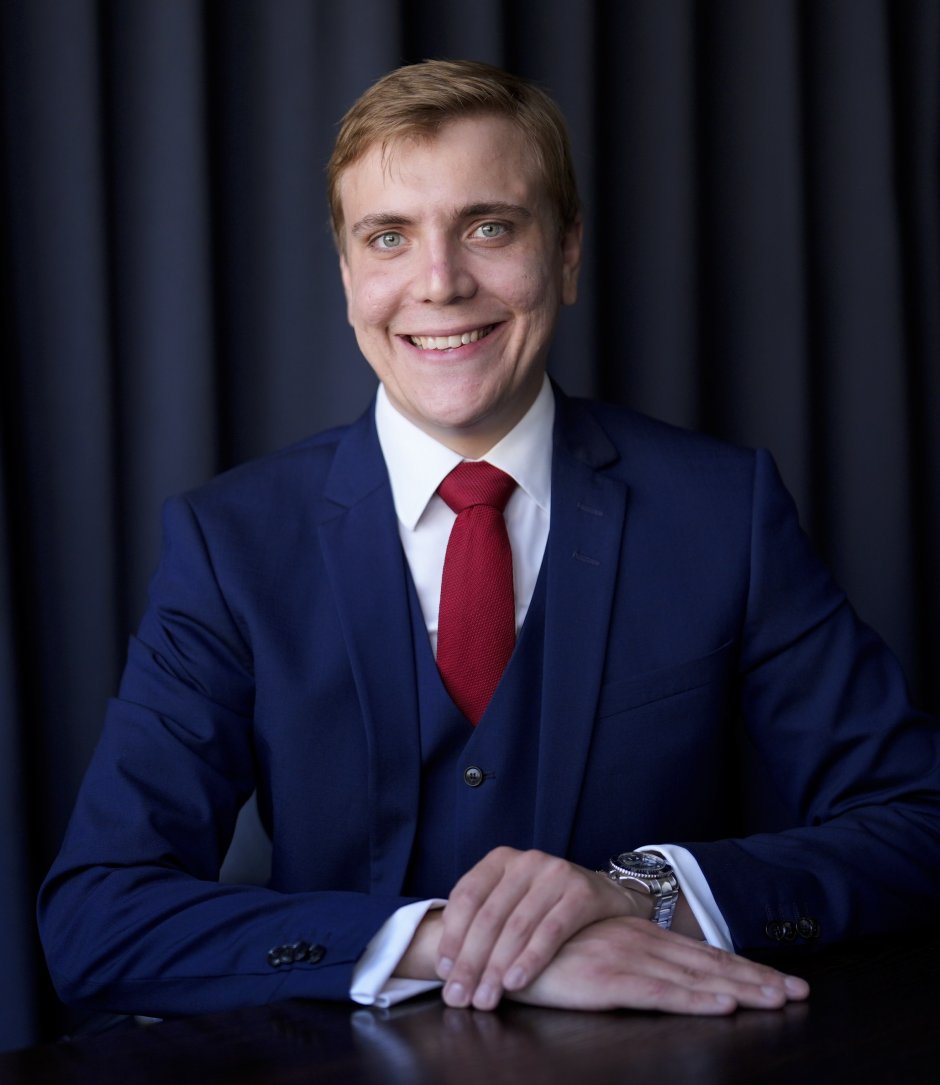 Dr. Maximilian Möstl